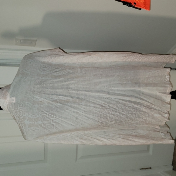 Victoria Secret robe - Picture 4 of 5